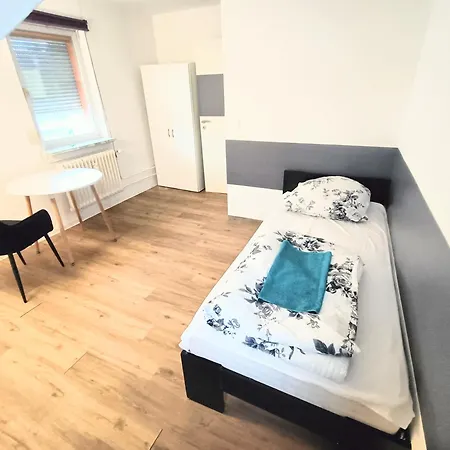 Apartment Living 86 *